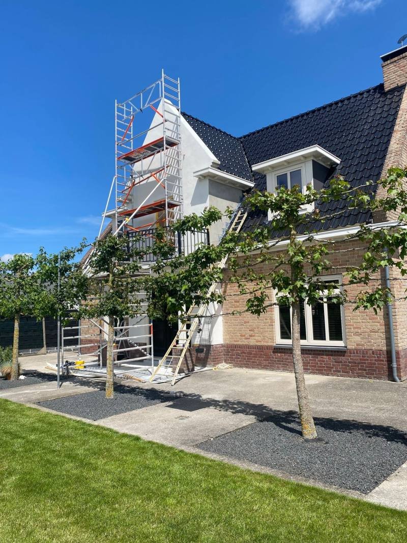 Stucwerk / voorstrijk - strak voorbereid en afgewerkt (9)